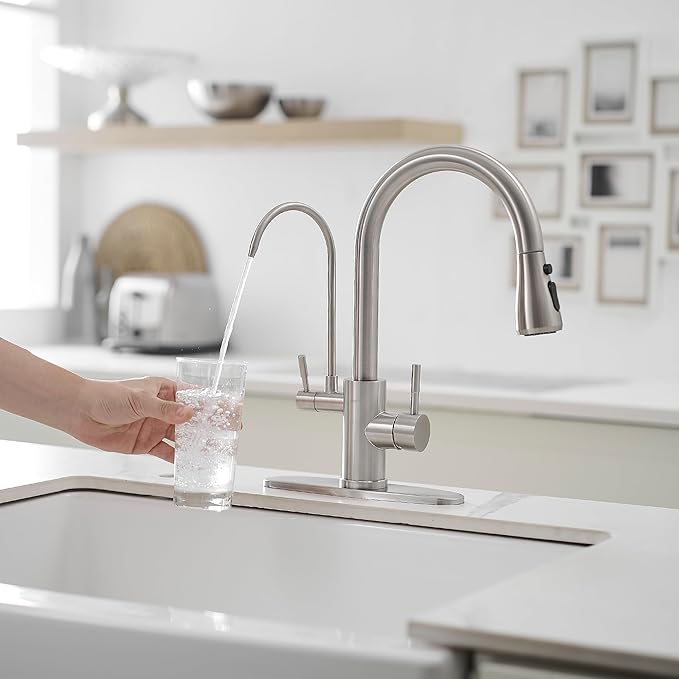 Kitchen Faucets with Water Filter and Pull Down Sprayer,Kitchen Sink Faucet,Two Handle Sink Faucet with Pull Down Sprayer for 3 Function,Without Water Filtration Device,Brushed