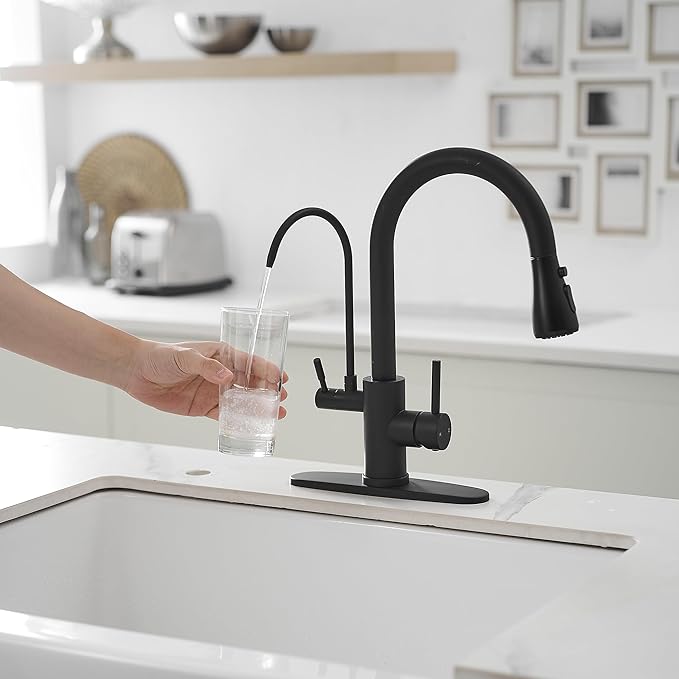 Black Kitchen Faucets with Water Filter and Pull Down Sprayer,Kitchen Sink Faucet,Two Handle Kitchen Sink Faucet with Pull Down Sprayer for 3 Function,Kitchen Faucets Without Water Filtration Device